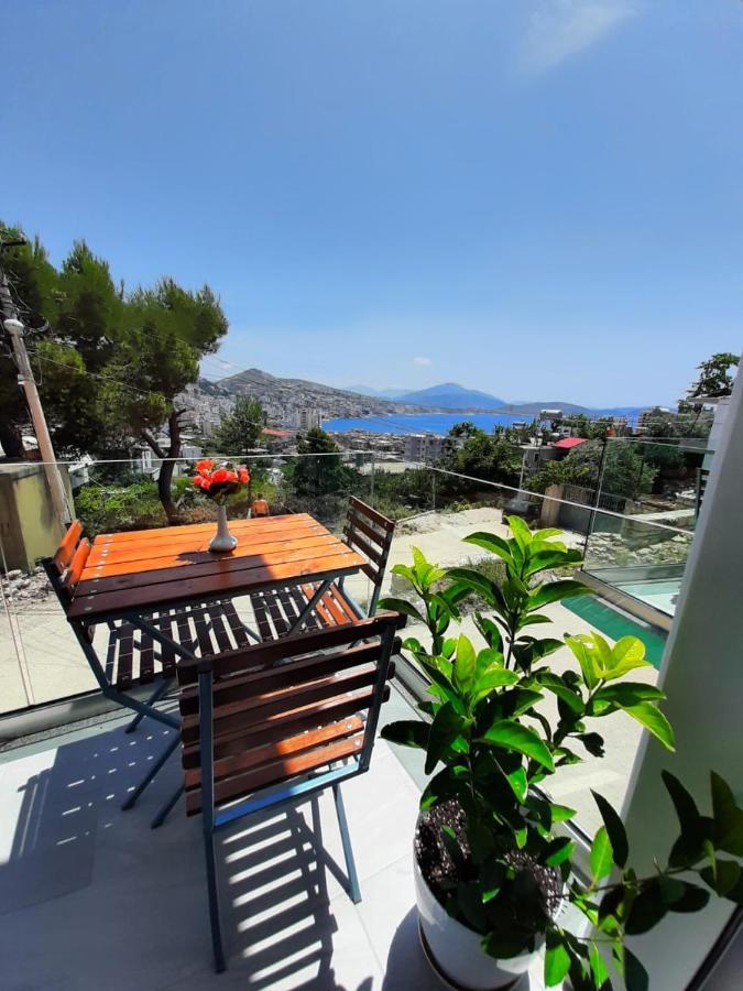 Crown Deluxe Apartments Sarandë Exterior foto